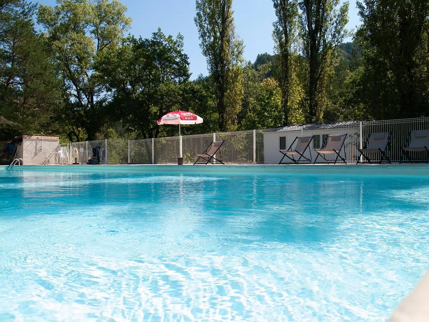 Camping L'Ondine De Provence La Motte-Chalancon