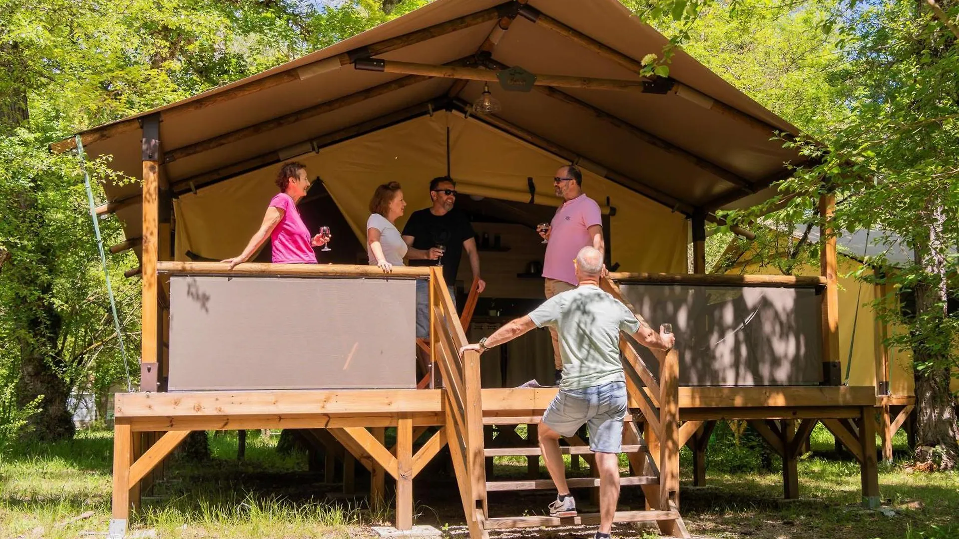 Campsite Camping L'Ondine De Provence La Motte-Chalancon France